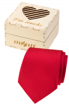 Dárkový set - Kravata AVANTGARD v dárkové dřevěné krabičce "Pro ženicha" - Červená, přírodní dřevo